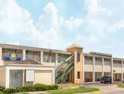 Days Inn and Suites Wichita East | Kansas - Wichita (ve civarı) - Viçita