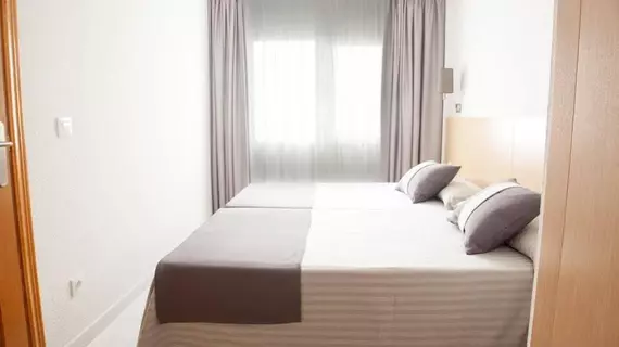 Aparthotel Acuazul | Valencia Bölgesi - Castellon (vilayet) - Baix Maestrat - Peniscola