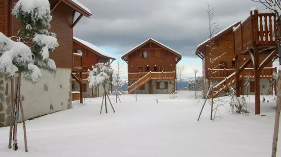 Odalys Les Chalets d'Évian | Auvergne-Rhone-Alpes - Haute-Savoie (bölge) - Thonon-les-Bains (ve civarı) - Evian-les-Bains