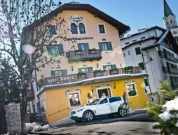 Hotel Ambra | Veneto - Belluno (vilayet) - Cortina d'Ampezzo - Cortina d'Ampezzo Tarihi Merkezi