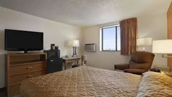 Super 8 Cheyenne WY | Wyoming - Cheyenne (ve civarı) - Cheyenne