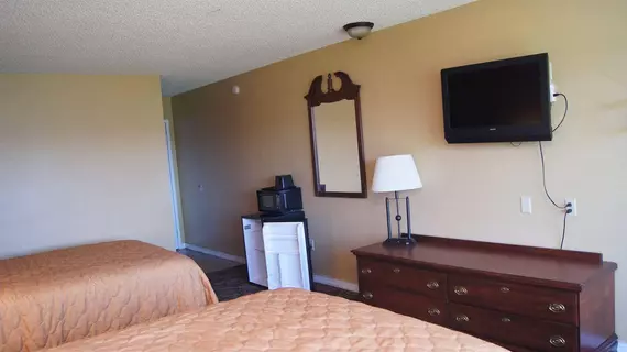 Holiday Lodge & Suites | Oklahoma - McAlester (ve civarı) - McAlester