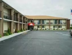 Ambassador Inn & Suites | Rhode Adası - Newport (ve civarı) - Middletown