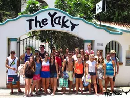 The Yak Hostel | Quintana Roo - Solidaridad - Playa del Carmen