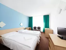 Hotel Mars | Prag - Městská čast Praha 10 (en büyük Prag ilçesi) - Zabehlice