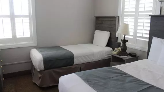 Shoreline All Suites Inn & Cabana Colony Cottages | Florida - Daytona Beach (ve civarı) - Daytona Beach Shores