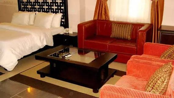 Linton Host Hotels | Lagos (ve civarı) - Lagos - Ejigbo - Oshodi-Isolo