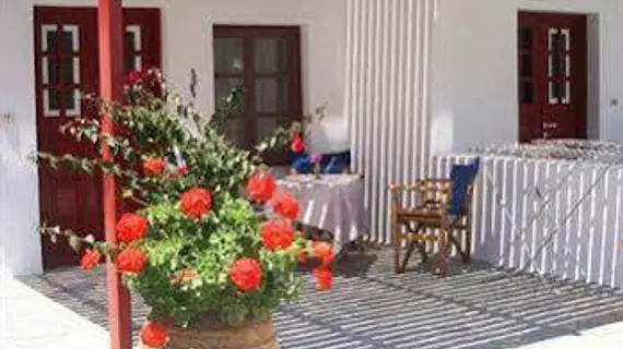 Ostria Studios | Ege Adaları - Santorini