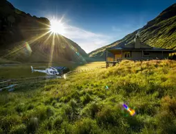 Minaret Station Alpine Lodge | Otago - Minaret Bay