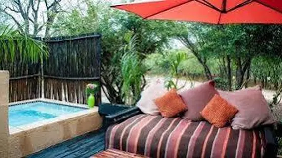 Manzini chalets | Mpumalanga - Nkomazi - Marloth Park