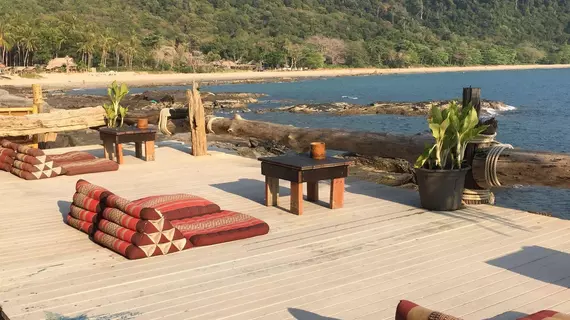 Bamboo Bay Resort | Krabi İli - Ko Lanta