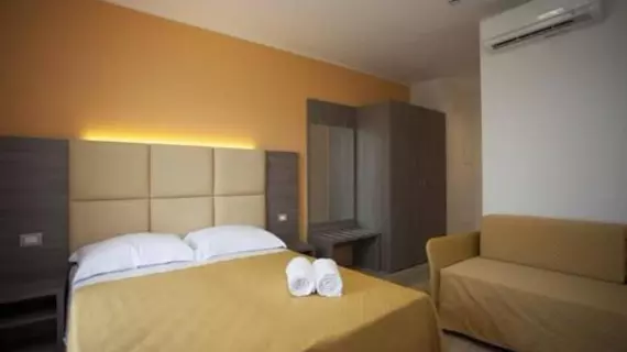 Hotel Royal Village | Lombardy - Brescia (il) - Limone sul Garda