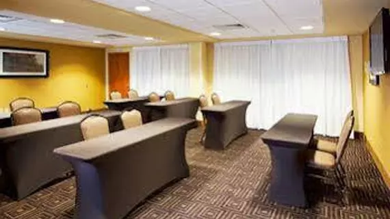 Holiday Inn Express and Suites Fort Lauderdale Airport West | Florida - Fort Lauderdale (ve civarı) - Davie