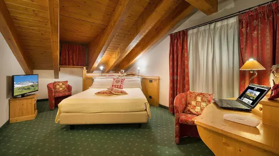 Hotel Cristallo | Trentino-Alto Adige - Trento İli - Moena