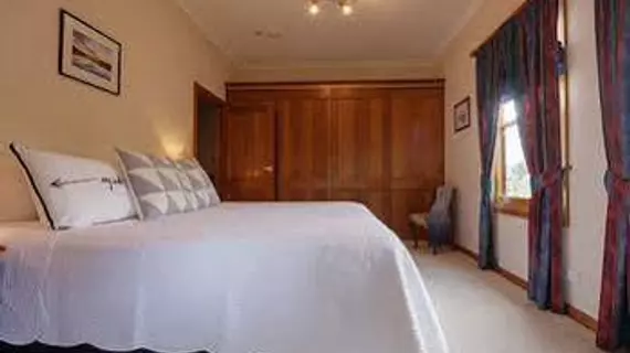 Ambience on Huon Bed and Breakfast | Tazmanya - Wattle Grove