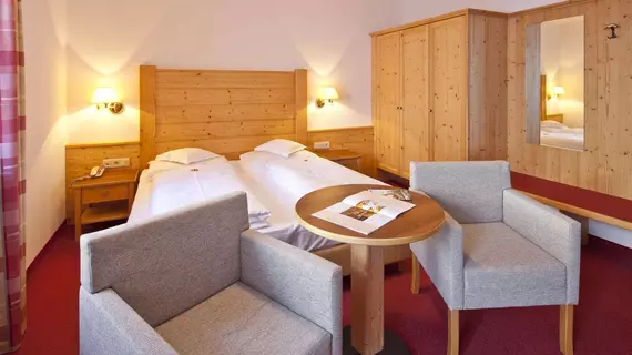 Hotel Falken | Trentino-Alto Adige - Güney Tirol (il) - Pfalzen