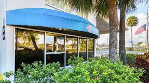 Motel 6 - Tampa Fairgrounds | Florida - Tampa (ve civarı) - Tampa