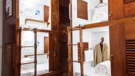 CUBEZ Capsule s Colombo Beach Hostel | Colombo Bölgesi - Lavinia Dağı