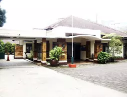 ZEN Rooms Sukajadi Sindang Sirna | West Java - Bandung (ve civarı) - Bandung - Gegerkalong