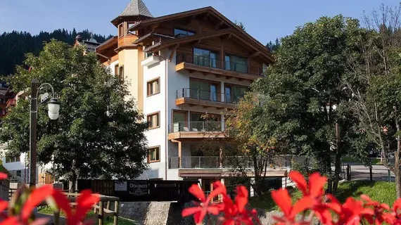 Chalet Laura Lodge Hotel | Trentino-Alto Adige - Trento İli - Madonna di Campiglio