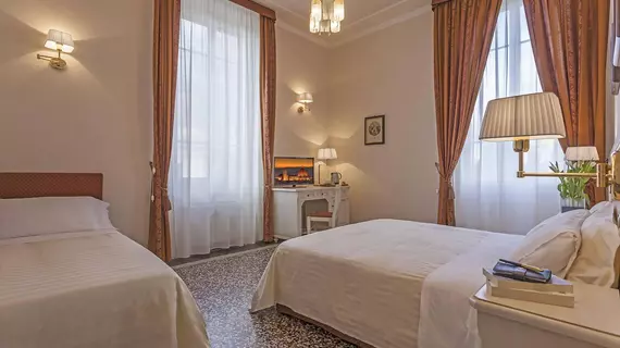 Hotel Astro Mediceo | Toskana - Floransa (il) - Floransa - Santissima Annunziata