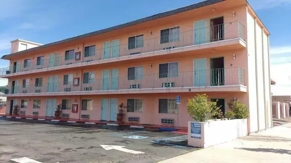 La Petite Rouge Motel | Kaliforniya - San Diego County - San Diego