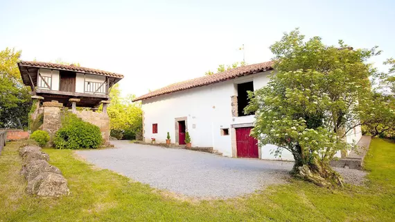 Casa Rural El Pino | Asturias - Pilona