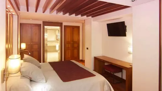 Casa Consistorial | Andalucia - Malaga İli - Fuengirola - Fuengirola Kent Merkezi