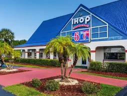 Motel 6 Vero Beach FL | Florida - Vero Beach (ve civarı) - Vero Beach