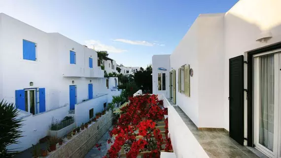 Leonardos Apartments | Ege Adaları - Paros