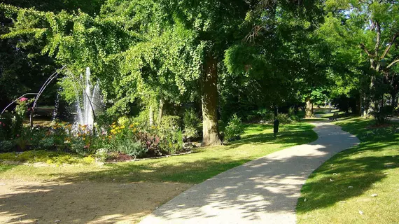 Chenal Hotel | Hauts-de-France - Oise (bölüm) - Beauvais