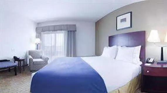 Holiday Inn Express Hotel & Suites Antigo | Wisconsin - Wausau (ve civarı) - Antigo