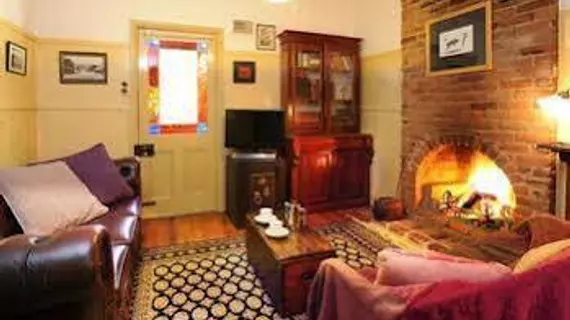 Como Cottages Accommodation | Victoria - Melbourne (ve civarı) - Olinda