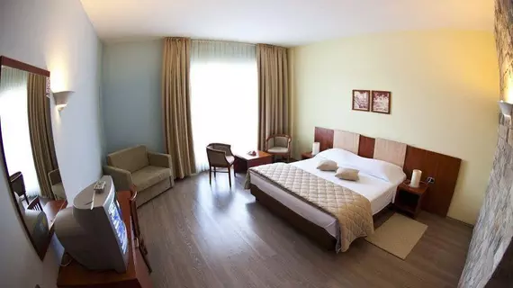 Hotel Mogorjelo | Herzegovina-Neretva Canton - Capljina