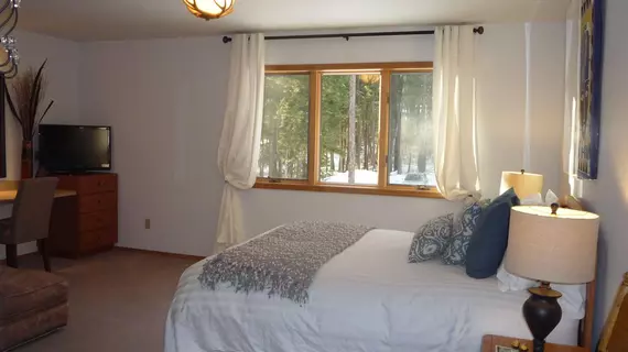 Meadow Lake View Bed and Breakfast | Montana - Whitefish (ve civarı) - Columbia Falls