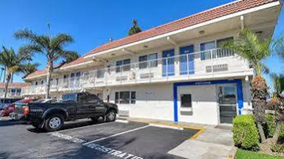 Motel 6 Los Angeles - Long Beach | Kaliforniya - Los Angeles County - Long Beach