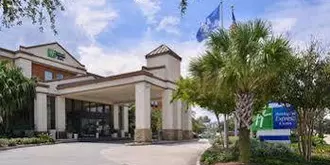 Holiday Inn Express and Suites New Orleans Airport