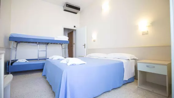 Hotel Europa | Emilia-Romagna - Rimini - Marina Centro