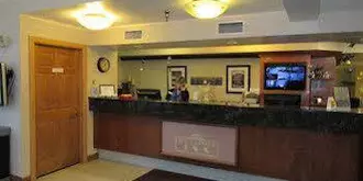 Express Suites Riverport Inn & Suites