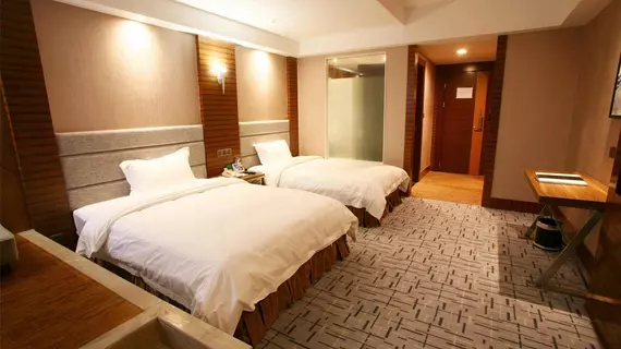 Chengdu Tulip Inn Airport Hotel | Sişuan - Chengdu - Shuangliu District