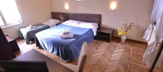 Hotel Capri | Lazio - Roma (ve civarı) - Roma Kent Merkezi - Rione XVIII Castro Pretorio