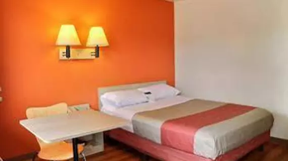 Motel 6 San Luis Obispo North | Kaliforniya - San Luis Obispo (ve civarı) - San Luis Obispo