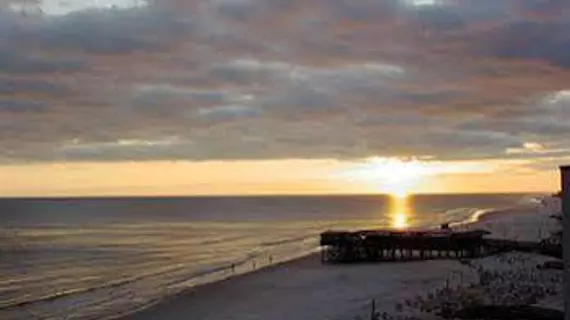 Island Sunrise By Youngs Sun Coast | Alabama - Gulf Shores (ve civarı) - Gulf Shores