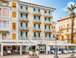 Hotel Vesuvio | Liguria - Cenova (il) - Rapallo