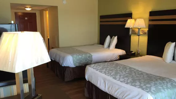 Blu Atlantic Oceanfront Hotel & Suites | Güney Karolayna - Myrtle Plajı (ve civarı) - Myrtle Beach