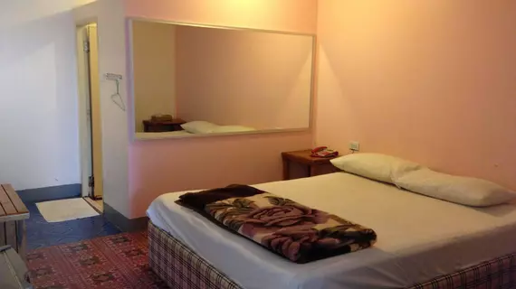 Natpob Sleep Station Motel | Chiang Rai İli - Chiang Rai - Wieng