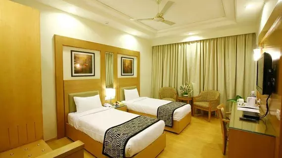 Karon Hotels - Lajpat Nagar | Batı Delhi - Ulusal Eyalet Başkenti Delhi - Delhi (ve civarı) - Yeni Delhi