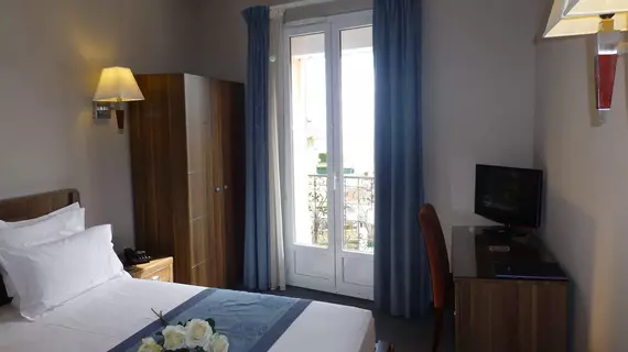 Hotel Capitole | Provence - Alpes - Cote d'Azur - Monaco (ve civarı) - Beausoleil