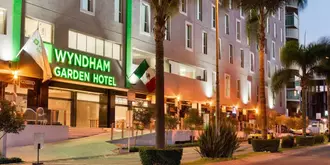 Wyndham Garden Guadalajara Acueducto