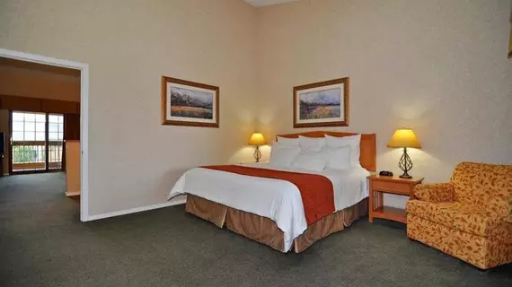 Lakeside Lodge and Suites | Washington - Wenatchee - Lake Chelan (ve civarı) - Chelan